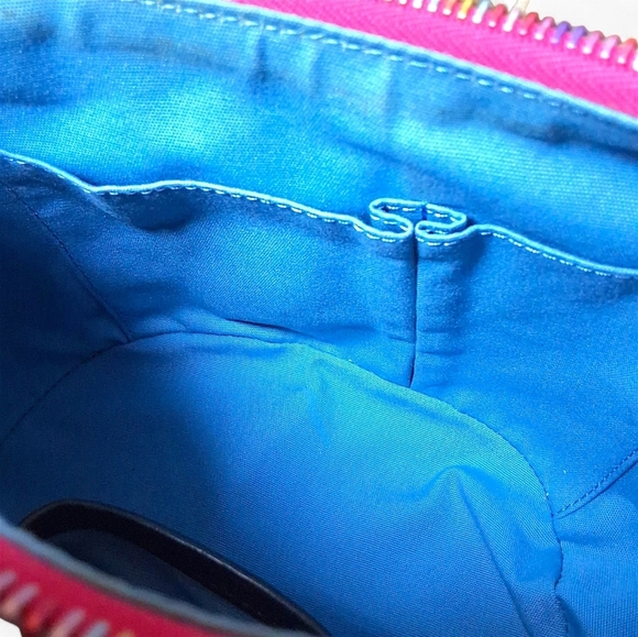 Dooney & Bourke Graffiti Hearts Bucket Bag SH29 BB NWT Y2K Vintage It Bag - Picture 11 of 15